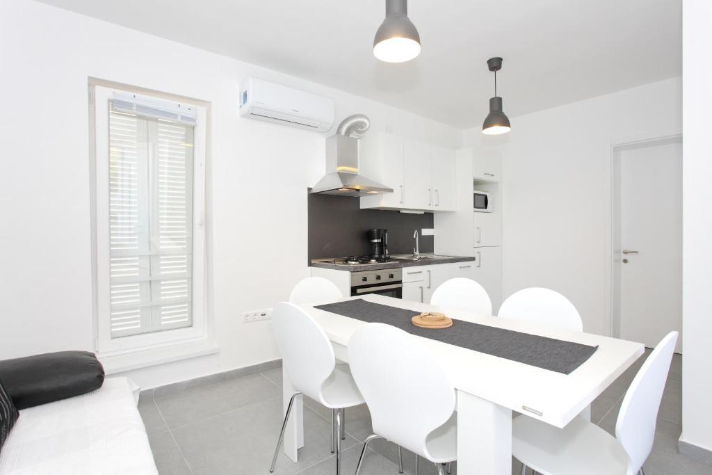 Apartments Vila Moli بيبينيا الغرفة الصورة
