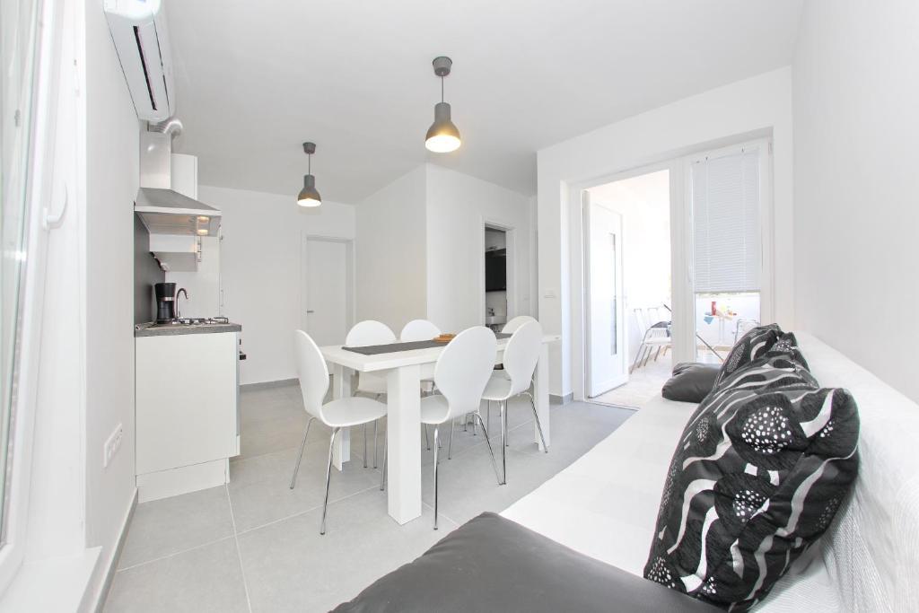 Apartments Vila Moli بيبينيا الغرفة الصورة