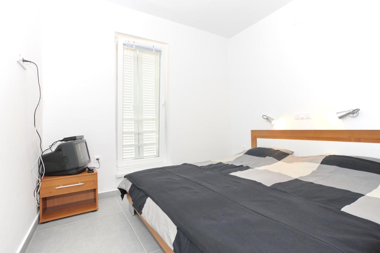 Apartments Vila Moli بيبينيا الغرفة الصورة